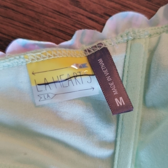 𝅺la Hearts Bikini Top Bandeau Green Floral New Medium M - Picture 4 of 4